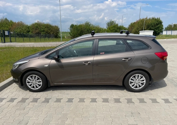 Kia Ceed cena 39500 przebieg: 159390, rok produkcji 2014 z Dzierżoniów małe 121